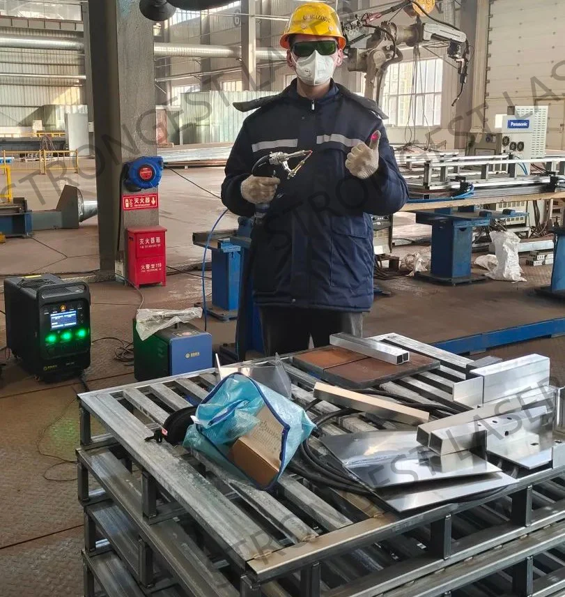 STR-HW 200 | THINNER SHEETS WELDER MITH LIGHTER BODY | Sichuan Strongest Laser Technology Co., Ltd STR-HW 200 | THINNER SHEETS WELDER MITH LIGHTER BODY | STR HW 200 1745465188