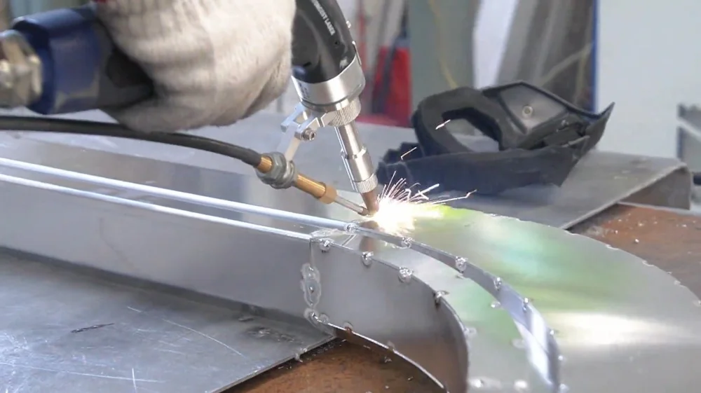 Handheld Laser Welding for Aluminum