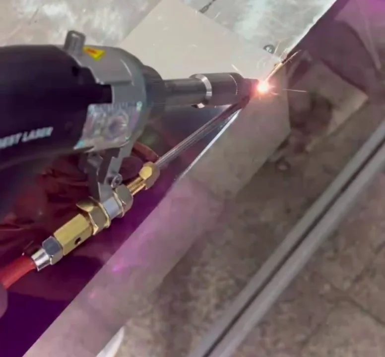STRION LASER Achieves Stable Welding on Mirror-Finish Stainless Steel Using Handheld Laser Welding Technology | Sichuan Strongest Laser Technology Co., Ltd handheld laser welding system