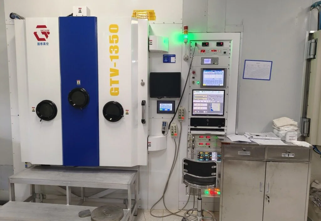 Short Lifespan of Protective Lenses in Laser Welding? Uncovering the Truth Behind High-Frequency Loss | Sichuan Strongest Laser Technology Co., Ltd Advanced Coating