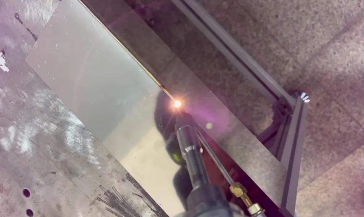 STRION LASER Achieves Stable Welding on Mirror-Finish Stainless Steel Using Handheld Laser Welding Technology | Sichuan Strongest Laser Technology Co., Ltd Welding effect