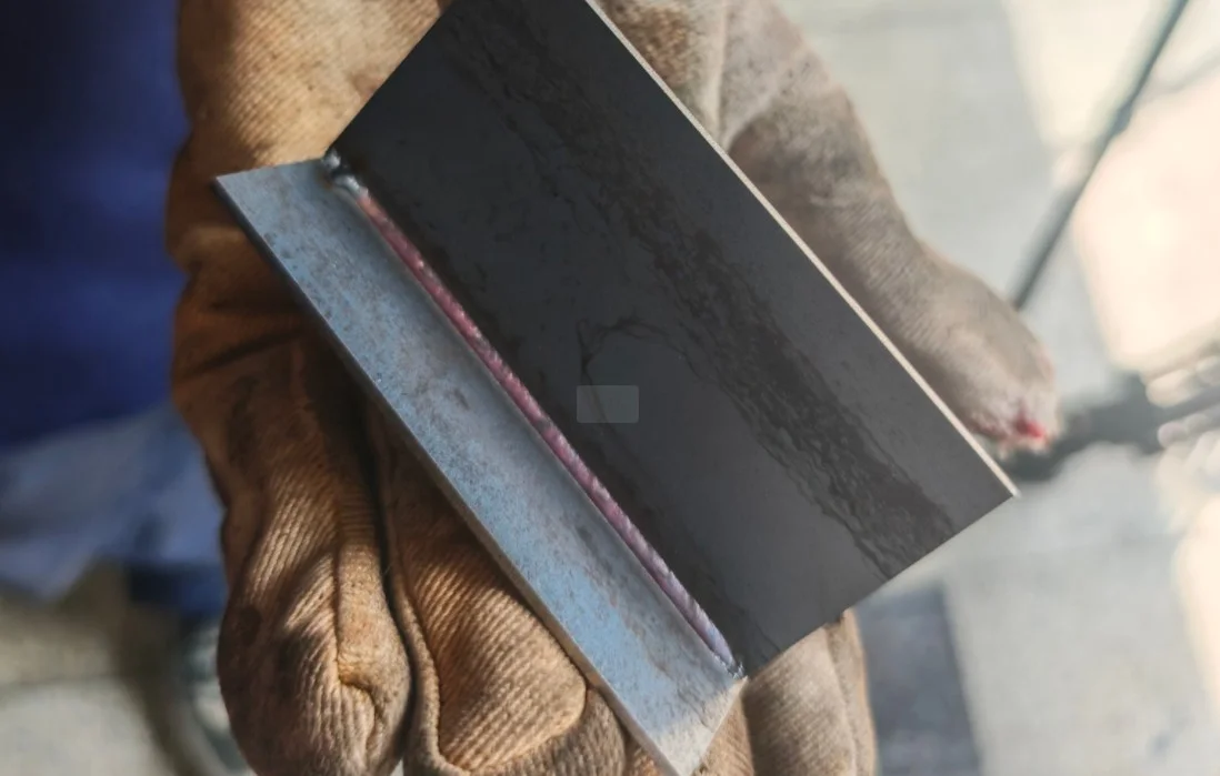 STRION LASER Refrigerant Handheld Laser Welder Stable at 60°C | Sichuan Strongest Laser Technology Co., Ltd Welding Process