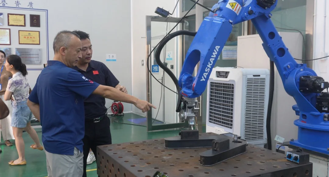 Cross-Industry Exchange for Shared Growth | Entrepreneurs Visit STRION LASER | STRION LASER 2 1757655604