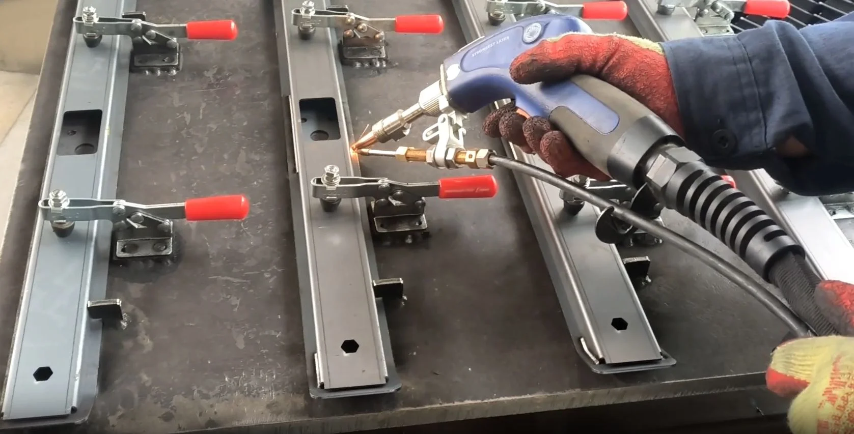 Cost-Effective Innovation: STRION LASER Welding Solutions Empower High-Quality Growth in Metal Furniture Manufacturing | Sichuan Strongest Laser Technology Co., Ltd STRION LASER welding solutions