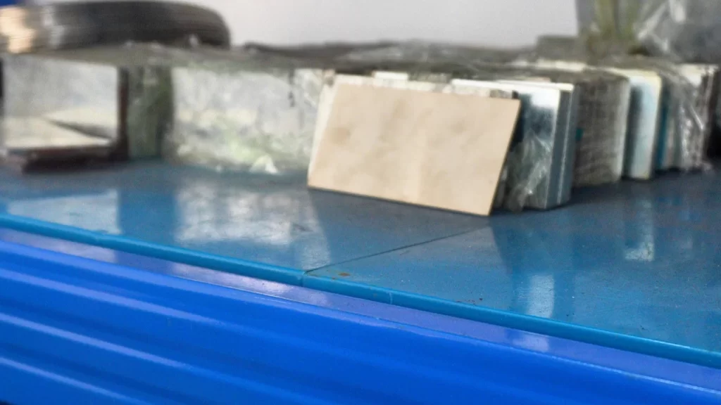 How to Adjust Focal Distance for Handheld Laser Welding | MASTER X60 Guide | Stainless steel plate 1765965026