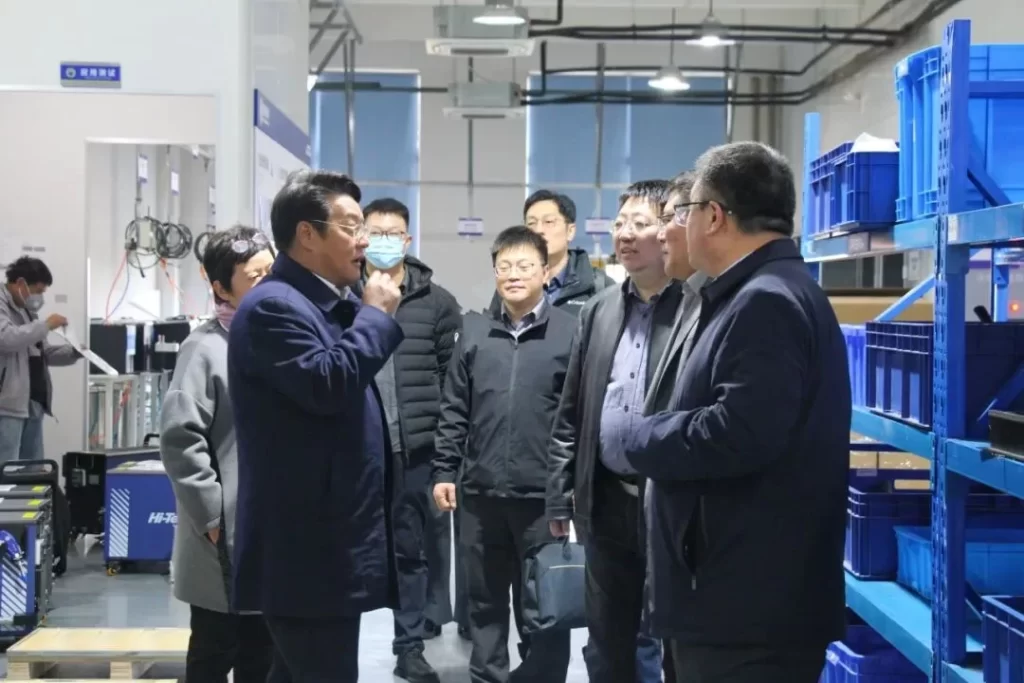 STRION LASER Forms Strategic Cooperation With Qilu Institute of Optics to Accelerate Laser Industry Innovation | Sichuan Strongest Laser Technology Co., Ltd STRION LASER's optical production workshop