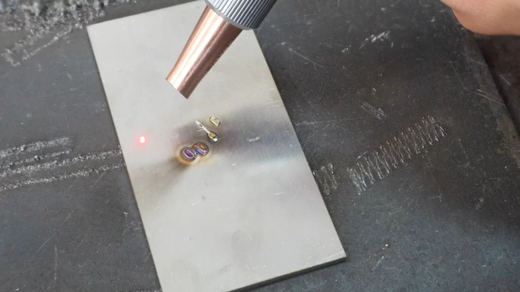 How to Adjust Focal Distance for Handheld Laser Welding | MASTER X60 Guide | without achieving proper penetration 1765963777